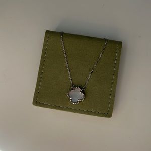 Clover Necklace Sterling Silver, faux VCA